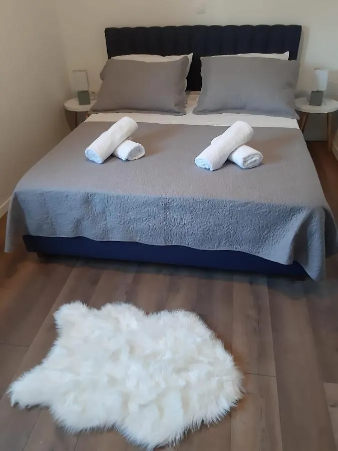 Apartment Apartman Bella 1 Sali Kroatien