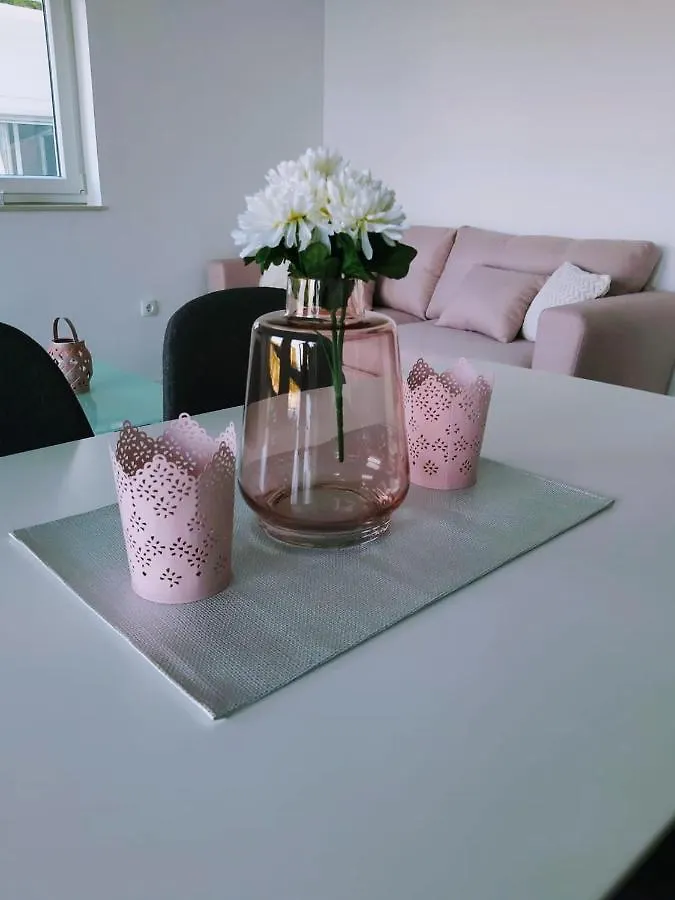 Apartman Bella 1 Sali Apartment